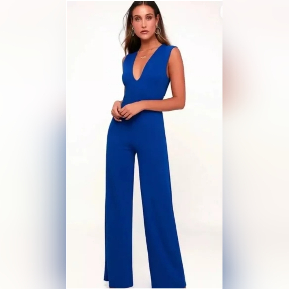 Royal Blue Jumpsuit with Plunging V-Neck Size 1xl💙💙 - Picture 2 of 15